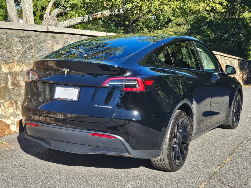 Used 2023 Tesla Model Y Long Range AWD/4WD image 11