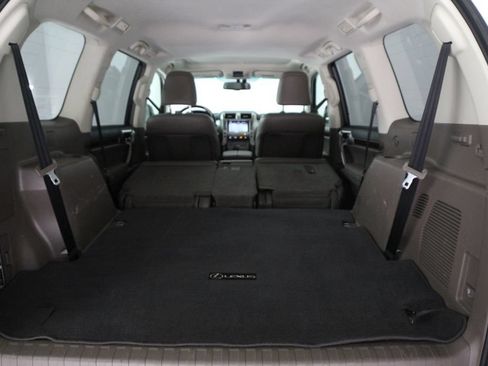 Used 2011 Lexus GX 460 w/ Comfort Plus Pkg AWD/4WD image 36