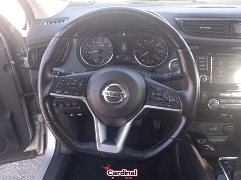 Used 2022 Nissan Rogue Sport SL w/ Premium Package image 24