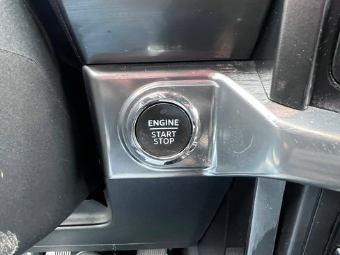 Used 2021 Ford F150 Lariat w/ Equipment Group 502A High AWD/4WD image 30