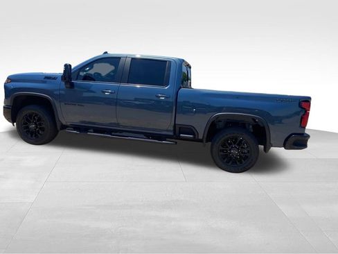 Used 2025 Chevrolet Silverado 2500 LT w/ Trail Boss Package AWD/4WD image 22