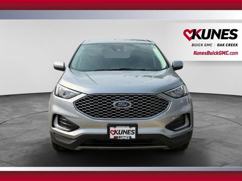 Used 2024 Ford Edge SEL AWD/4WD image 3
