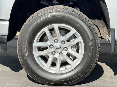 Used 2022 Chevrolet Silverado 1500 RST RWD image 35