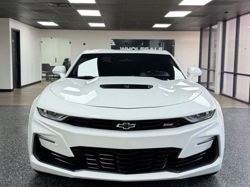 Used 2020 Chevrolet Camaro SS RWD image 5