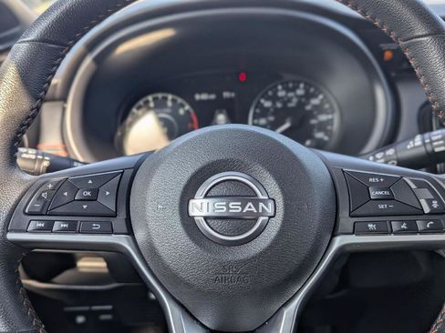 Used 2023 Nissan Kicks SR w/ Exterior Package FWD image 18