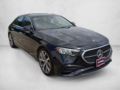 Used 2025 Mercedes-Benz E 350 Sedan image 3