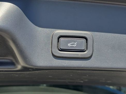Certified 2020 Land Rover Range Rover Evoque S AWD/4WD image 16