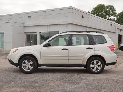 Used 2012 Subaru Forester 2.5X w/ Alloy Wheel Pkg AWD/4WD image 4