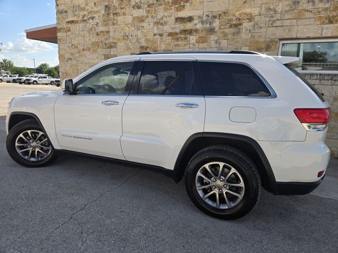 Used 2014 Jeep Grand Cherokee Limited RWD image 3