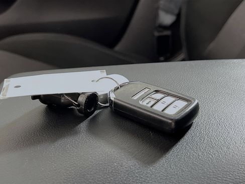 Used 2018 Honda Accord EX image 36