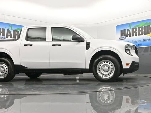 New 2025 Ford Maverick XL image 21