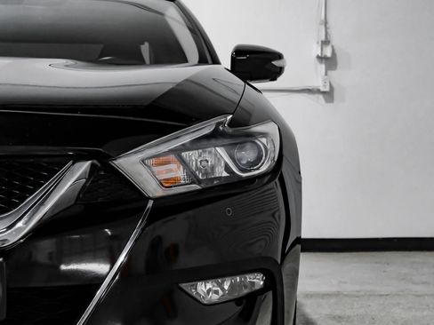 Used 2017 Nissan Maxima Platinum FWD image 62