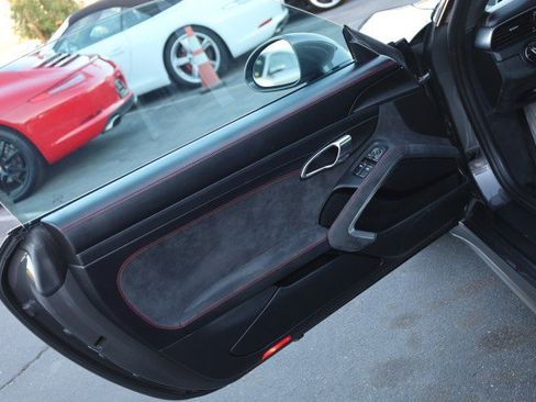 Used 2016 Porsche 911 GT3 RWD image 21