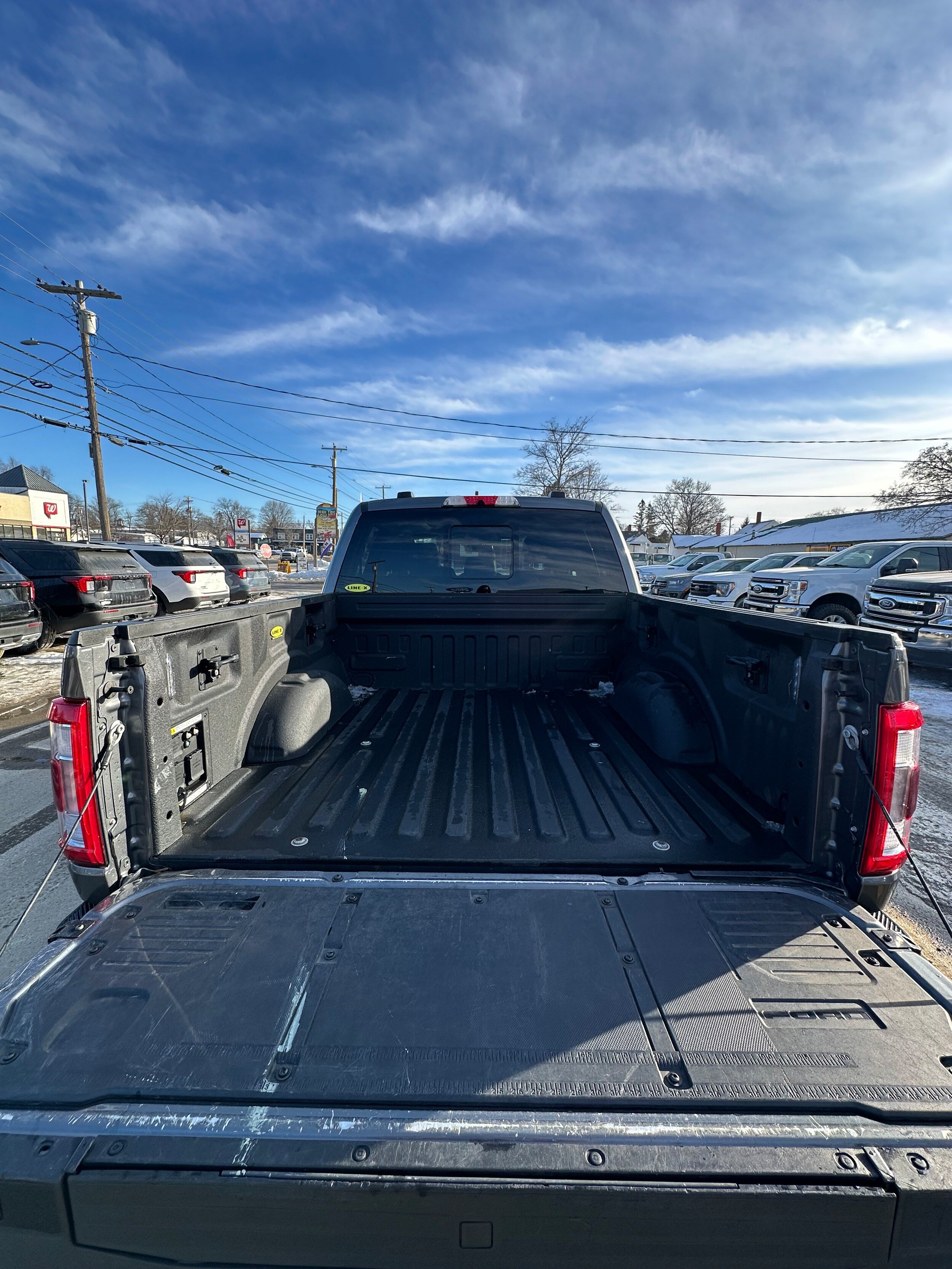 Used 2022 Ford F150 Lariat AWD/4WD image 25