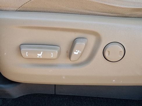 Used 2022 Toyota 4Runner SR5 image 28