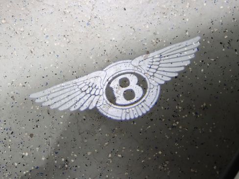 Used 2021 Bentley Bentayga AWD/4WD image 48
