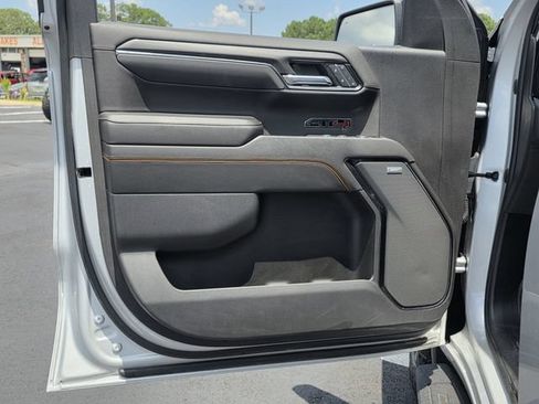 Used 2022 GMC Sierra 1500 AT4 w/ AT4 Premium Package AWD/4WD image 15