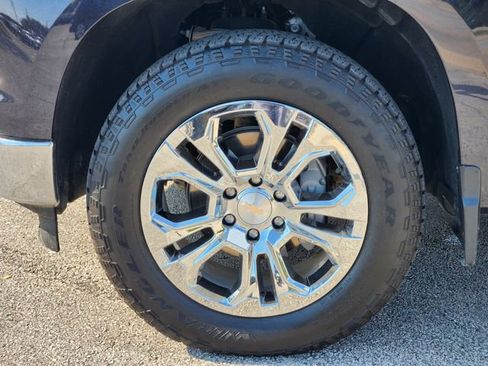 Used 2024 Chevrolet Silverado 1500 LTZ w/ Z71 Off-Road Package image 8