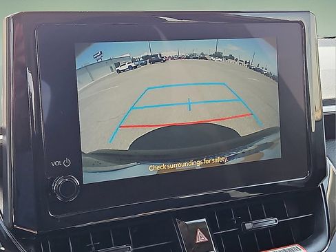 Used 2025 Toyota Corolla LE FWD image 20