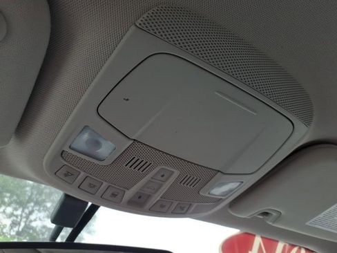 Used 2014 Ford Fusion SE w/ Equipment Group 502A FWD image 27