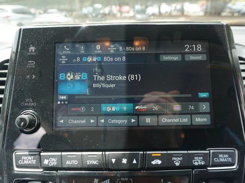 Used 2024 Honda Odyssey EX-L image 11