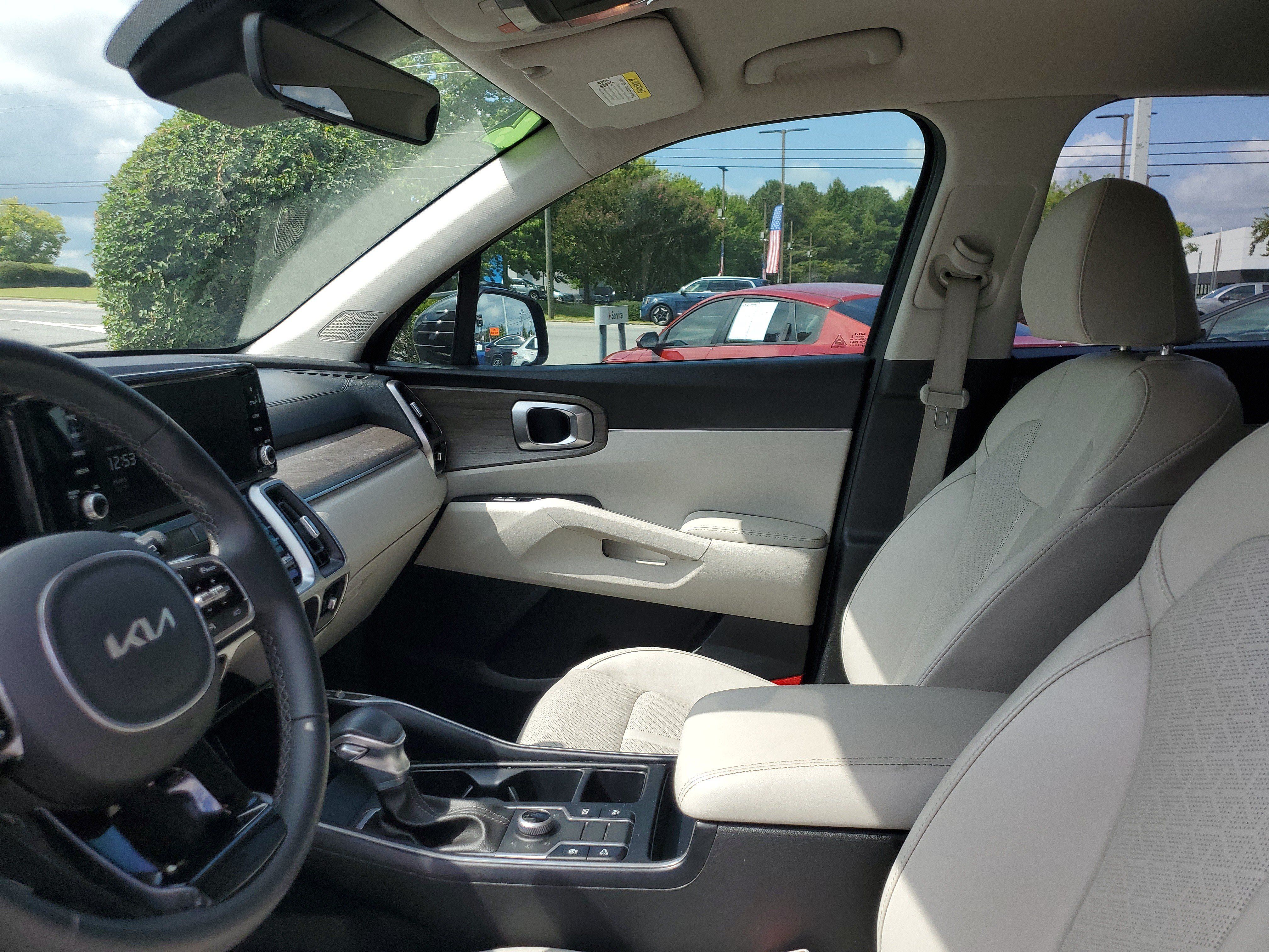 Used 2022 Kia Sorento S AWD/4WD image 17