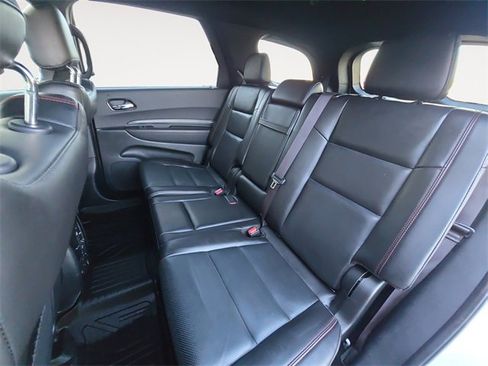 Used 2023 Dodge Durango GT image 13