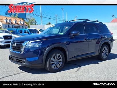 Used 2022 Nissan Pathfinder SV w/ SV Premium Package