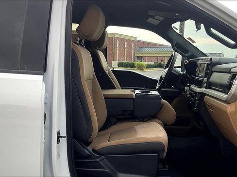 Certified 2024 Ford F350 XLT image 8