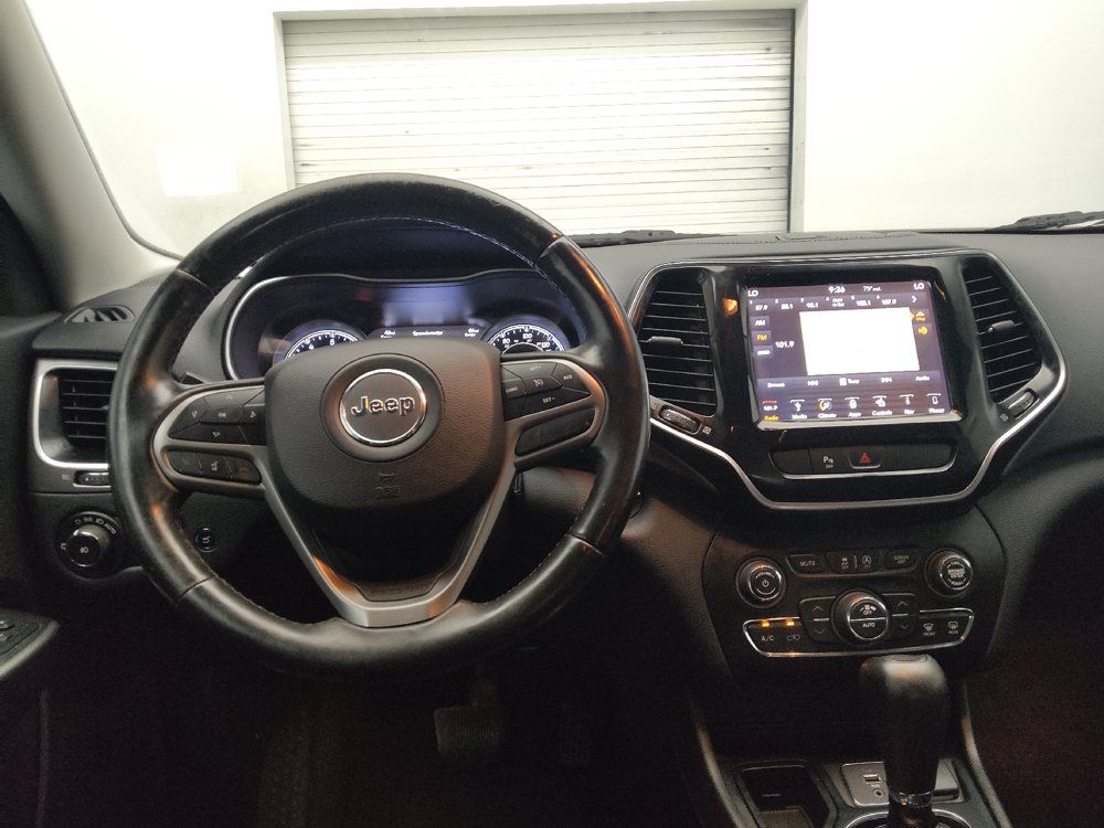 Used 2019 Jeep Cherokee Limited FWD image 22