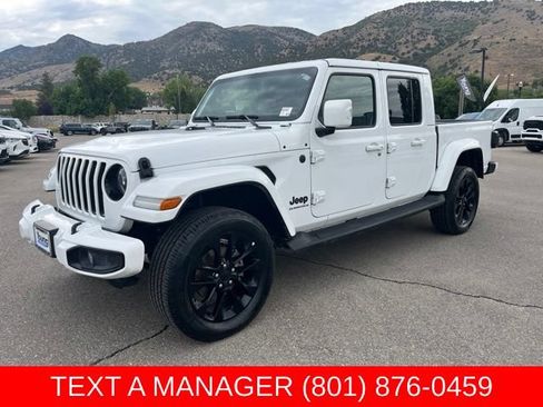 Used 2023 Jeep Gladiator Overland AWD/4WD image 8