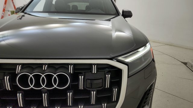 Used 2025 Audi Q7 3.0T Premium Plus w/ Premium Plus Package AWD/4WD image 24