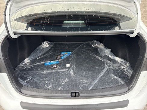 Used 2024 Toyota Corolla SE image 13