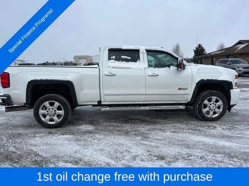 Used 2019 Chevrolet Silverado 2500 LTZ image 6