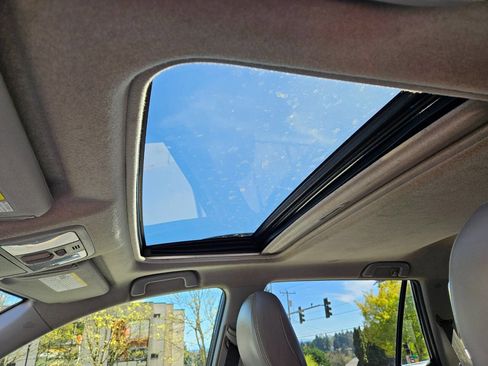 Used 2012 Toyota RAV4 Limited w/ Premium Plus Value Pkg image 9