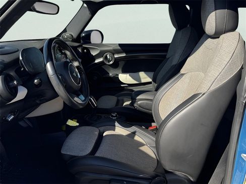 Used 2022 MINI Cooper SE image 13