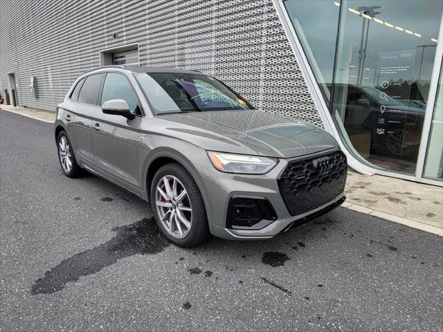 Used 2024 Audi Q5 e Premium Plus w/ Premium Plus Package AWD/4WD image 1