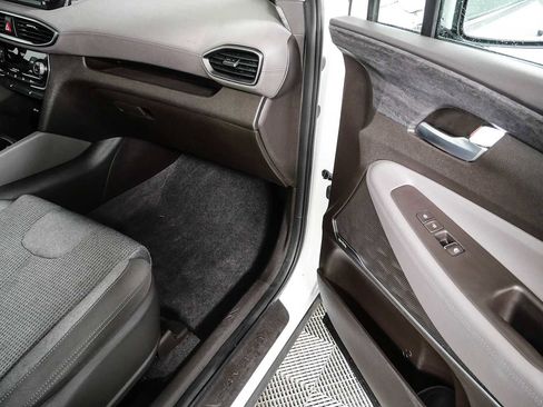 Used 2019 Hyundai Santa Fe SEL FWD image 24