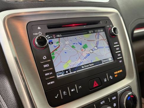 Used 2017 GMC Acadia Limited SLT image 21