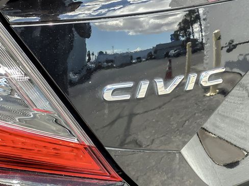 Used 2018 Honda Civic LX image 24