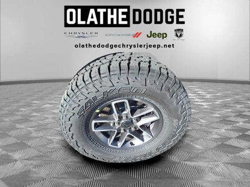 New 2026 Jeep Gladiator Mojave image 18