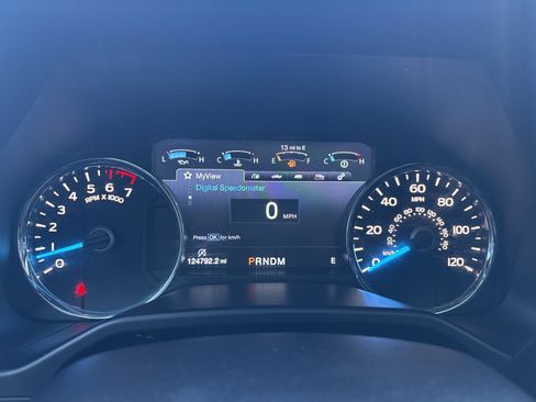 Used 2017 Ford F150 Lariat w/ Equipment Group 501A Mid image 20