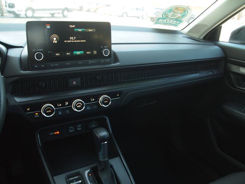 Used 2024 Honda CR-V EX image 15