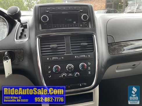 Used 2011 Dodge Grand Caravan Express FWD image 20