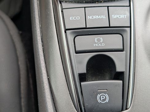 Used 2024 Toyota Camry XSE FWD image 14