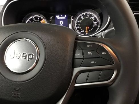 Used 2021 Jeep Cherokee Latitude Lux AWD/4WD image 36