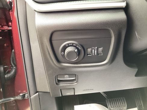 New 2025 Jeep Grand Cherokee Laredo w/ Luxury Tech Group I image 31