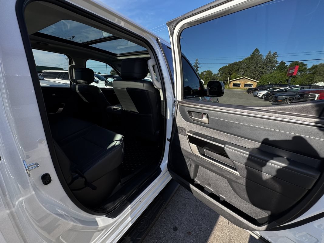 Used 2022 Toyota Tundra Limited AWD/4WD image 34