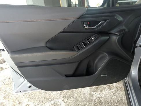 Used 2024 Subaru Crosstrek 2.5i Limited image 10