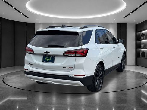 Used 2022 Chevrolet Equinox RS AWD/4WD image 3